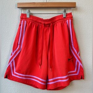 Nike Women's Fly Crossover Basketball Shorts